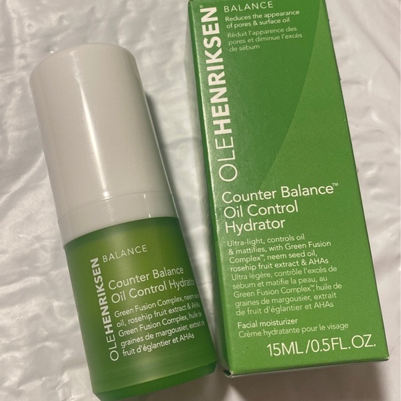 Ole Henriksen counter balance oil control hydrator - Picture 2 of 2